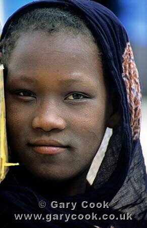 Young girl, Nouadhibou, Mauritania