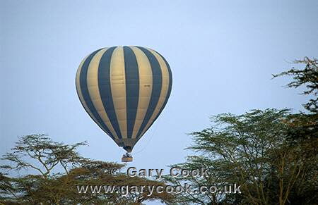 Hot air balloon, Serengeti National Park, Tanzania
