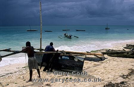 Fisherman, Nungwi, Zanzibar, Tanzania