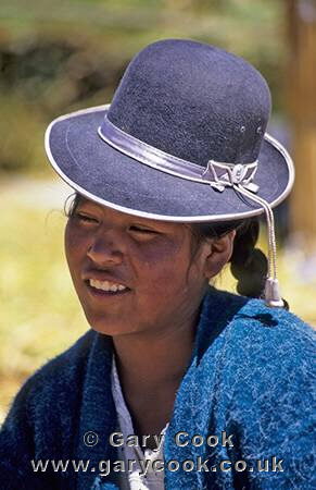Uros Indian woman, Lake Titicaca, Peru