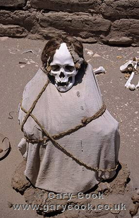 Ancient human remains, Chauchilla cemetry, Peru